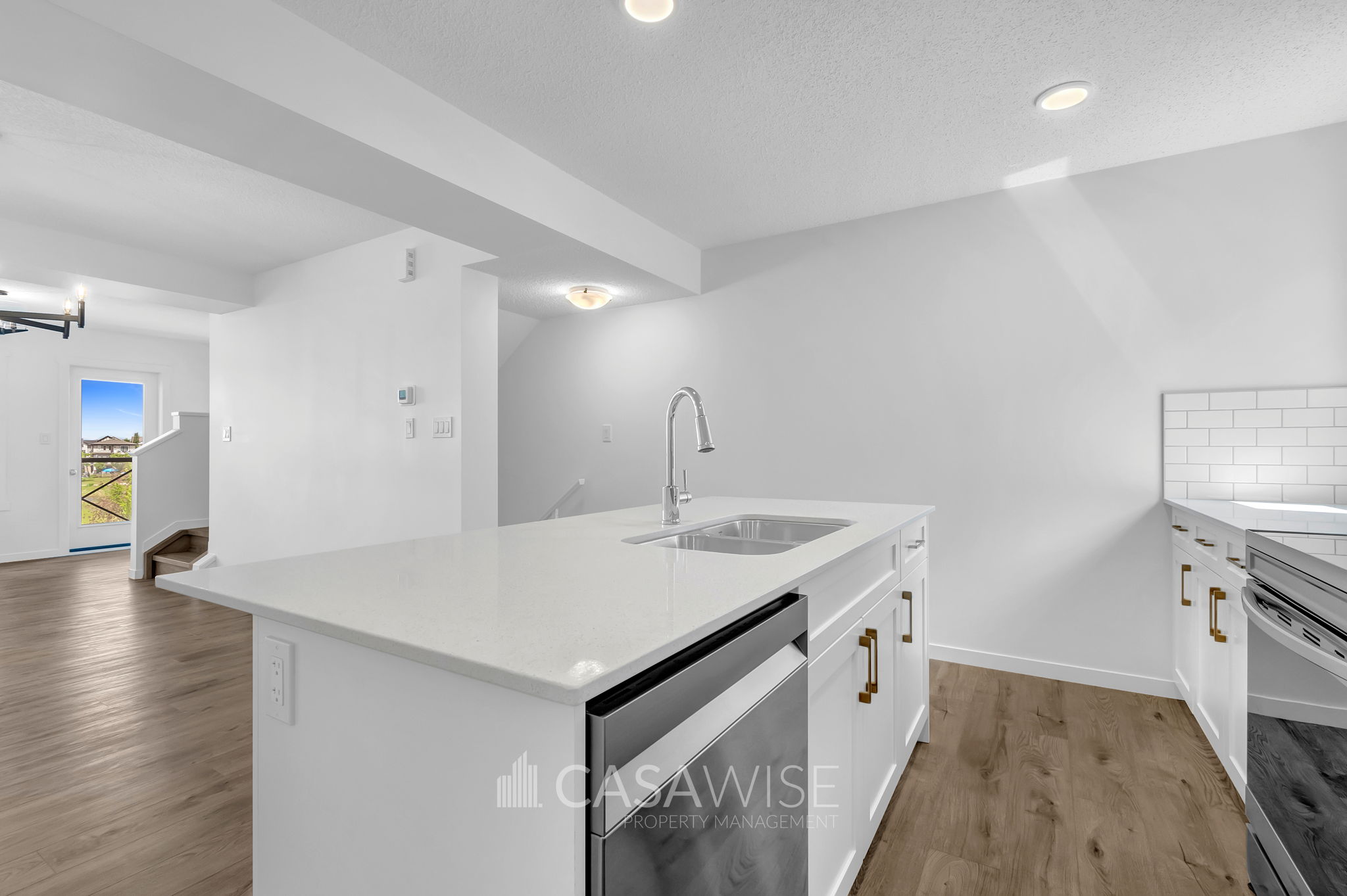 32, 1025 Secord Promenade